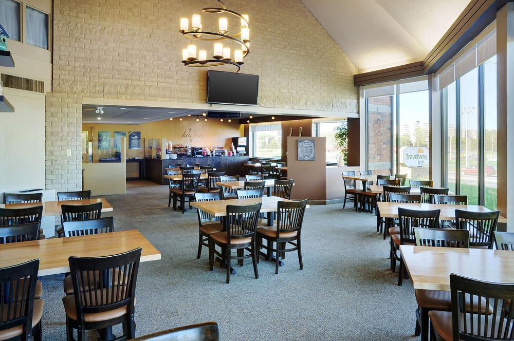 Travelway Inn סודברי מראה חיצוני תמונה